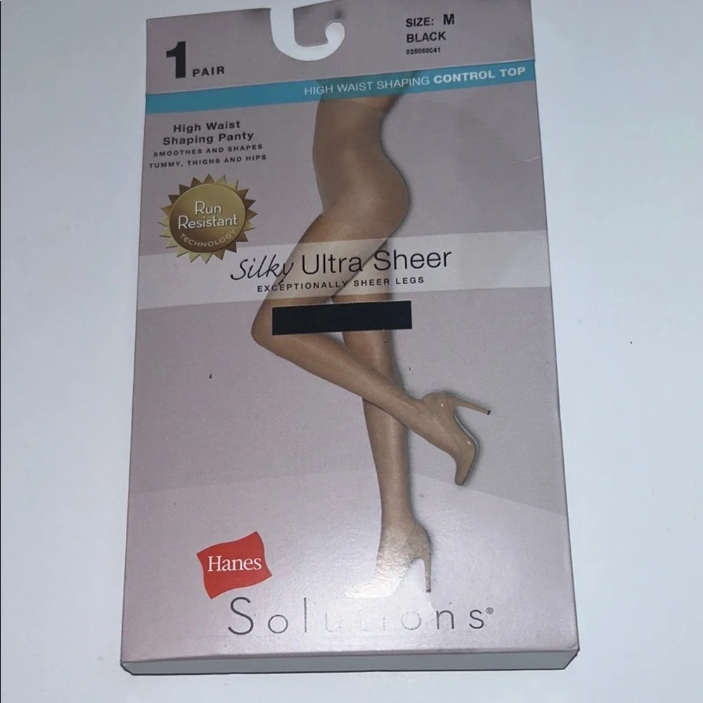 Hanes Black Ultra Sheer Pantyhose Size M Silky Hosiery Control Top Nylons